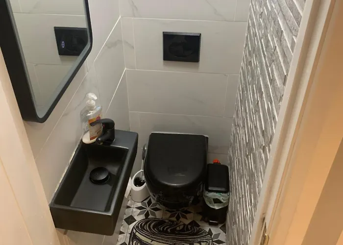 Pensjonat Wake Up With 2 Cats On Your Face